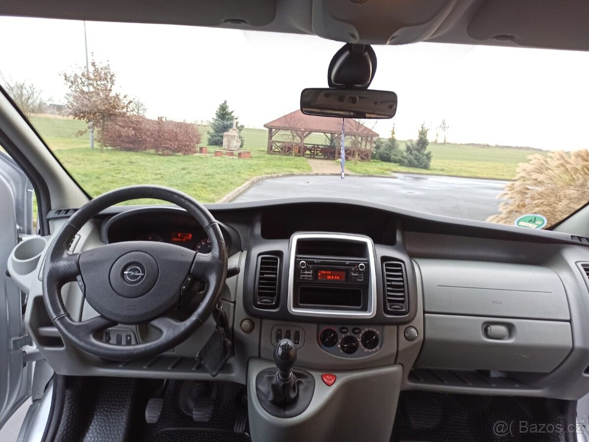 OPEL VIVARO 2.0CDTI 84KW 9 MÍST R.V.2014 - 15