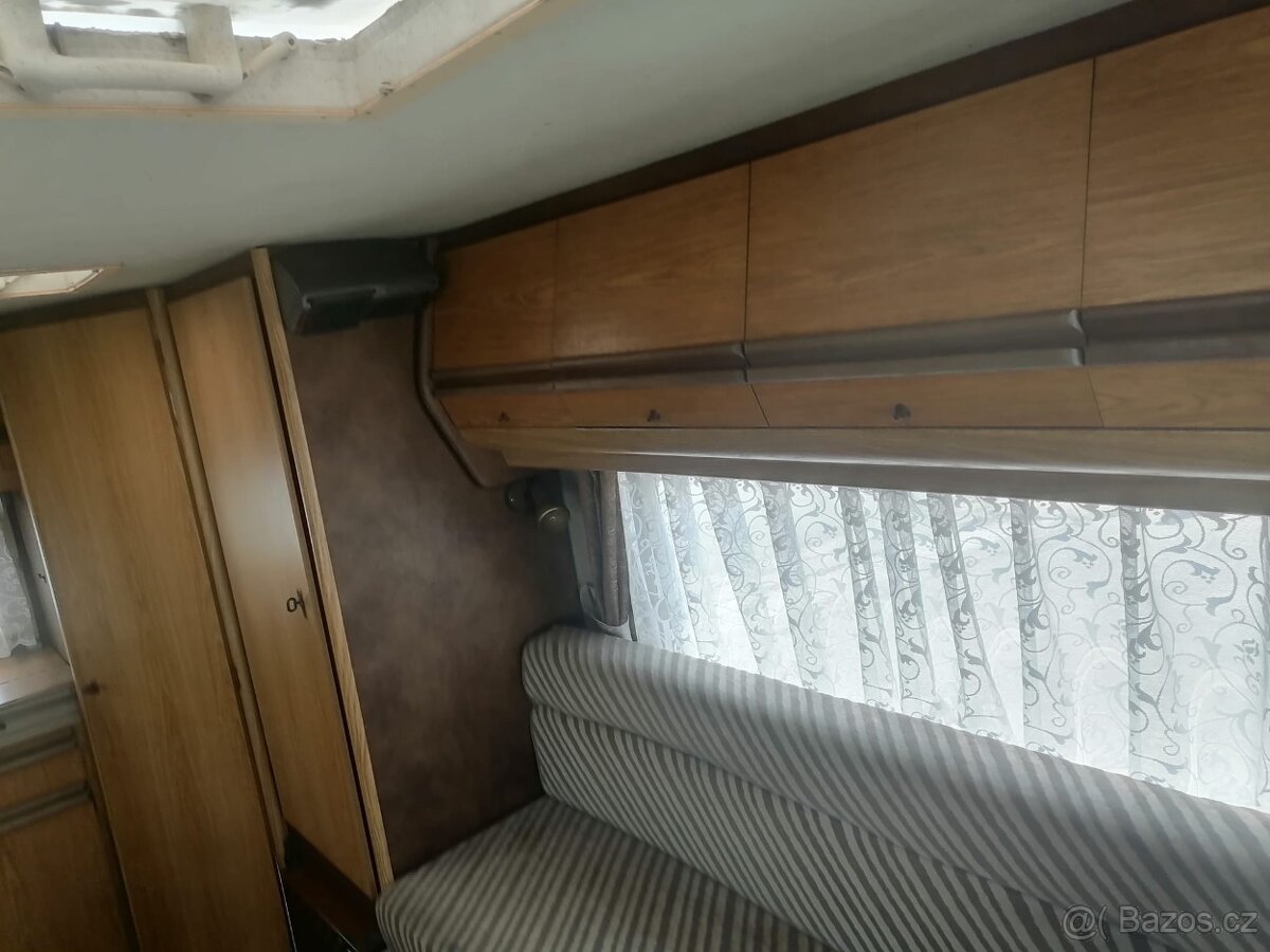 Obytný automobil Fiat 280 - 15