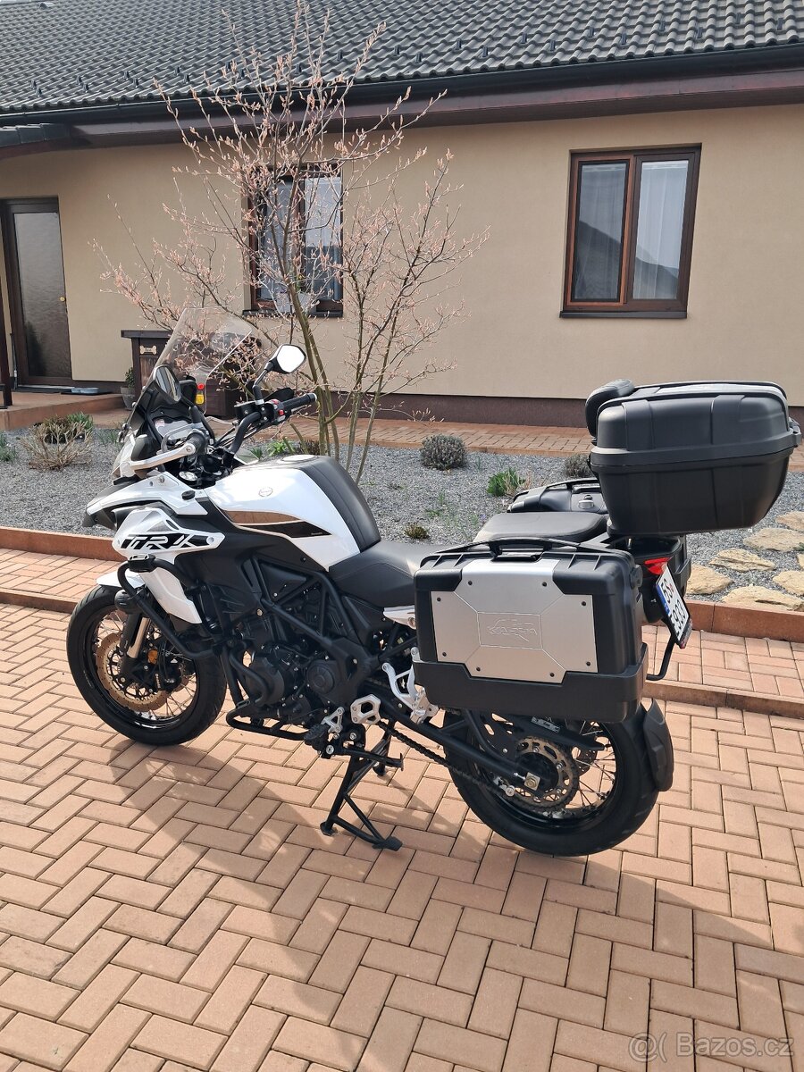 Benelli TRK 502X - 15