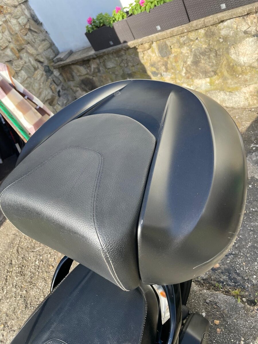 Piaggio Beverly 300 - 15