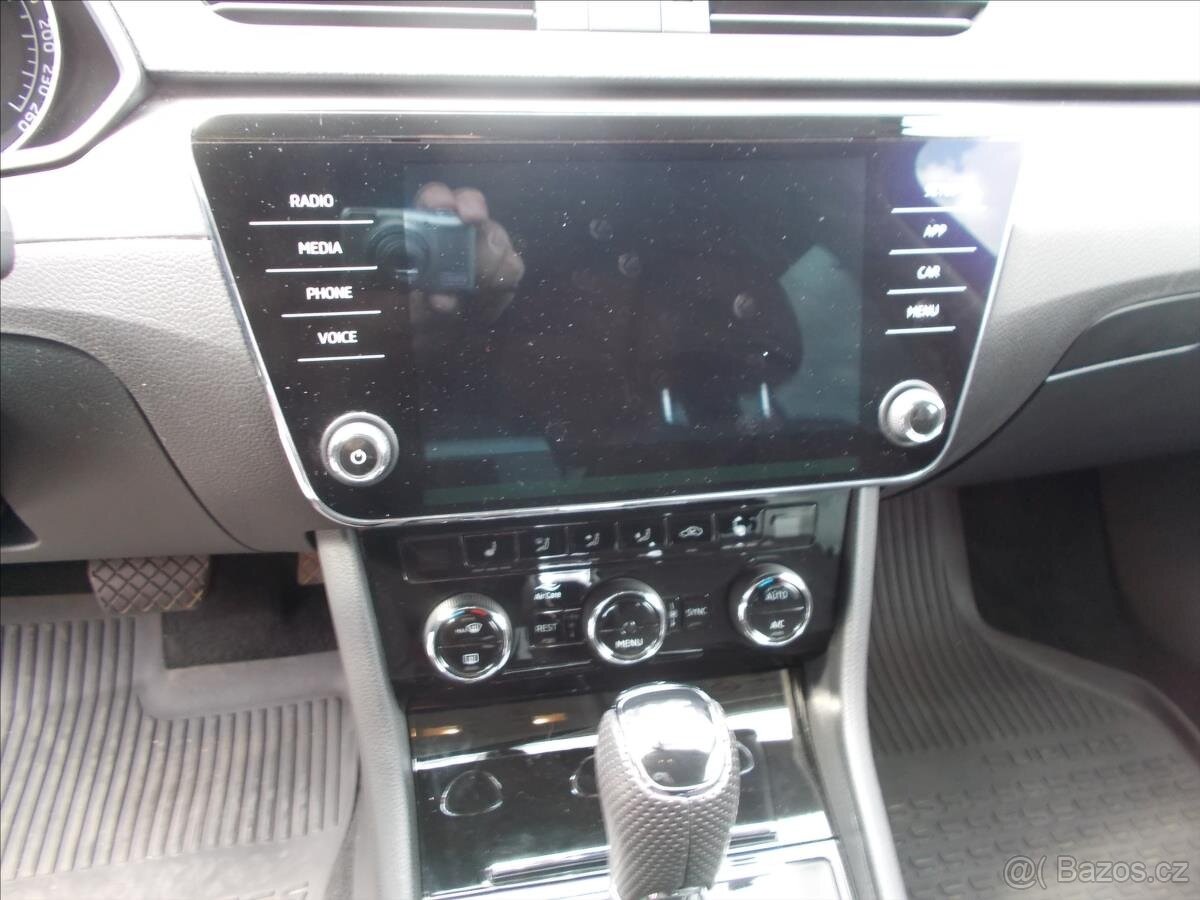 Škoda Superb 2018. 2,0 TDI DSG 110 kW PO VELKÉM SERV - 15