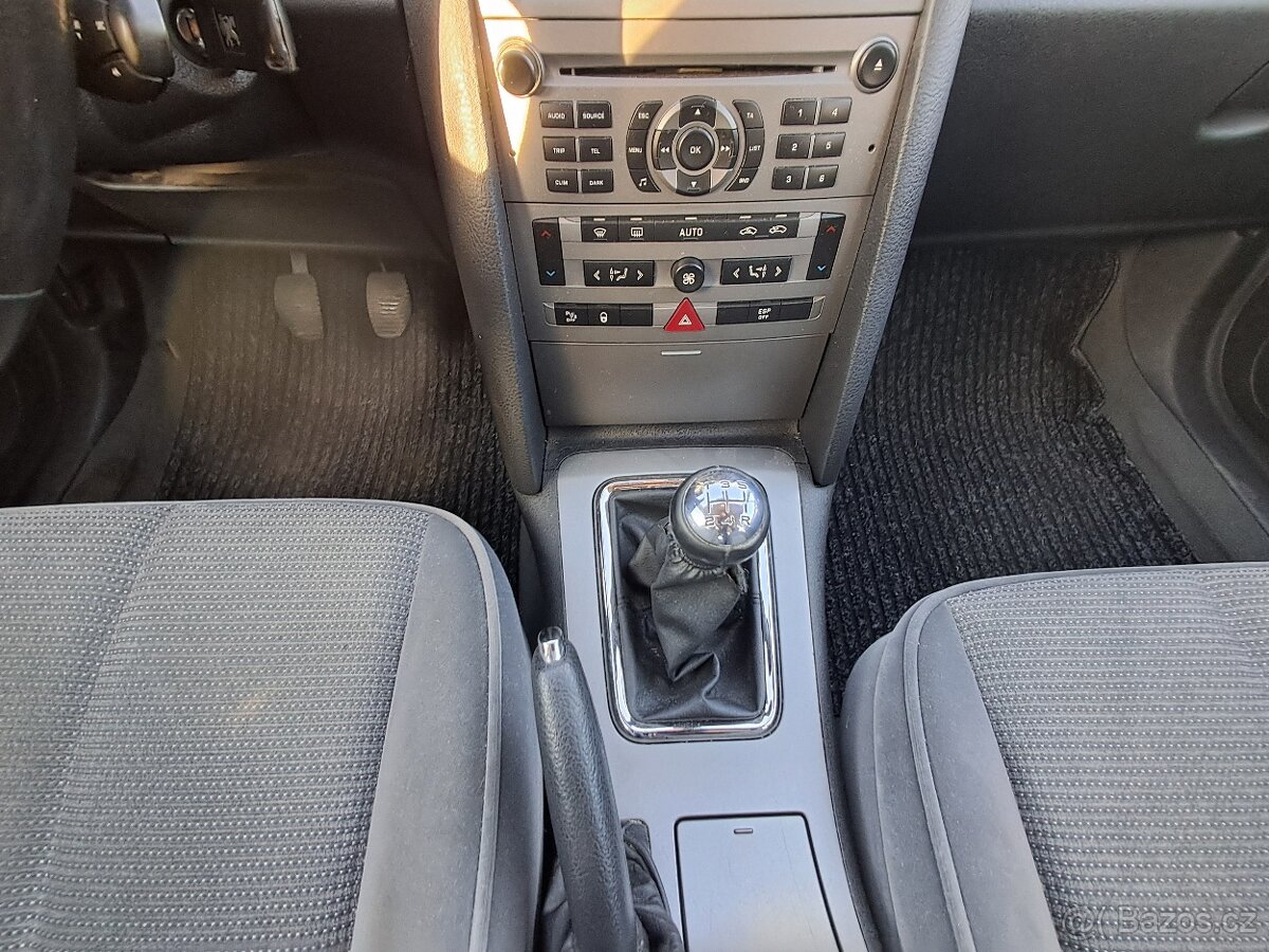Peugeot 407 - 1.8/92 kW/ČR/2006 - 15