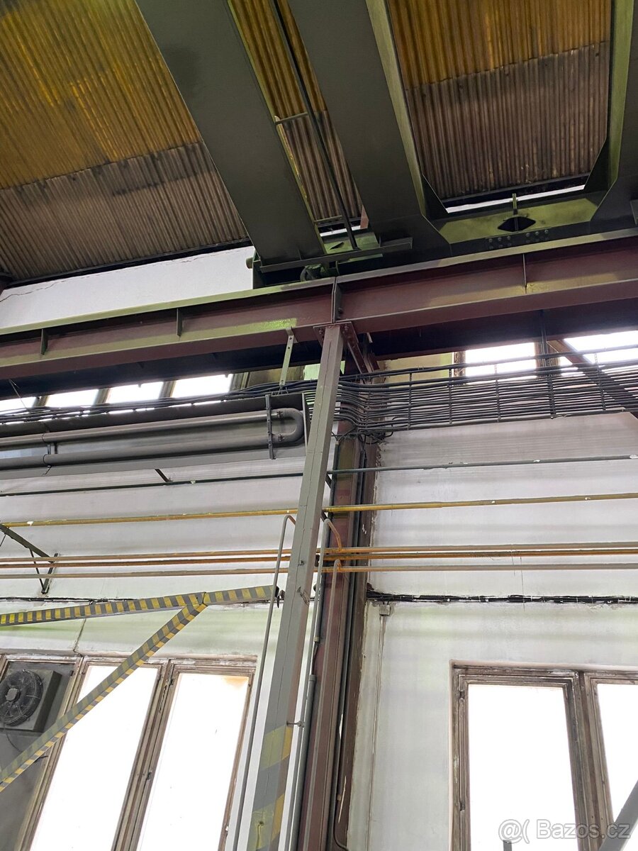 Mostový jeřáb 2ks - 15