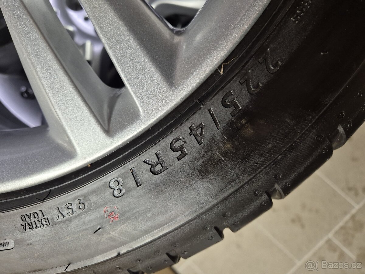 Alu kola Originál Jaguar XE 5x108 Dunlop 225/45/18 TPMS - 15