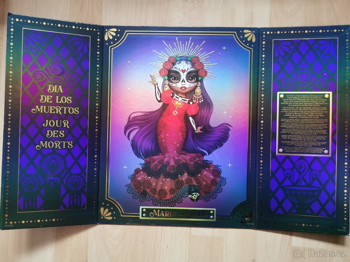 MGA Rainbow High Díos de Muertos Maria Garcia - 15