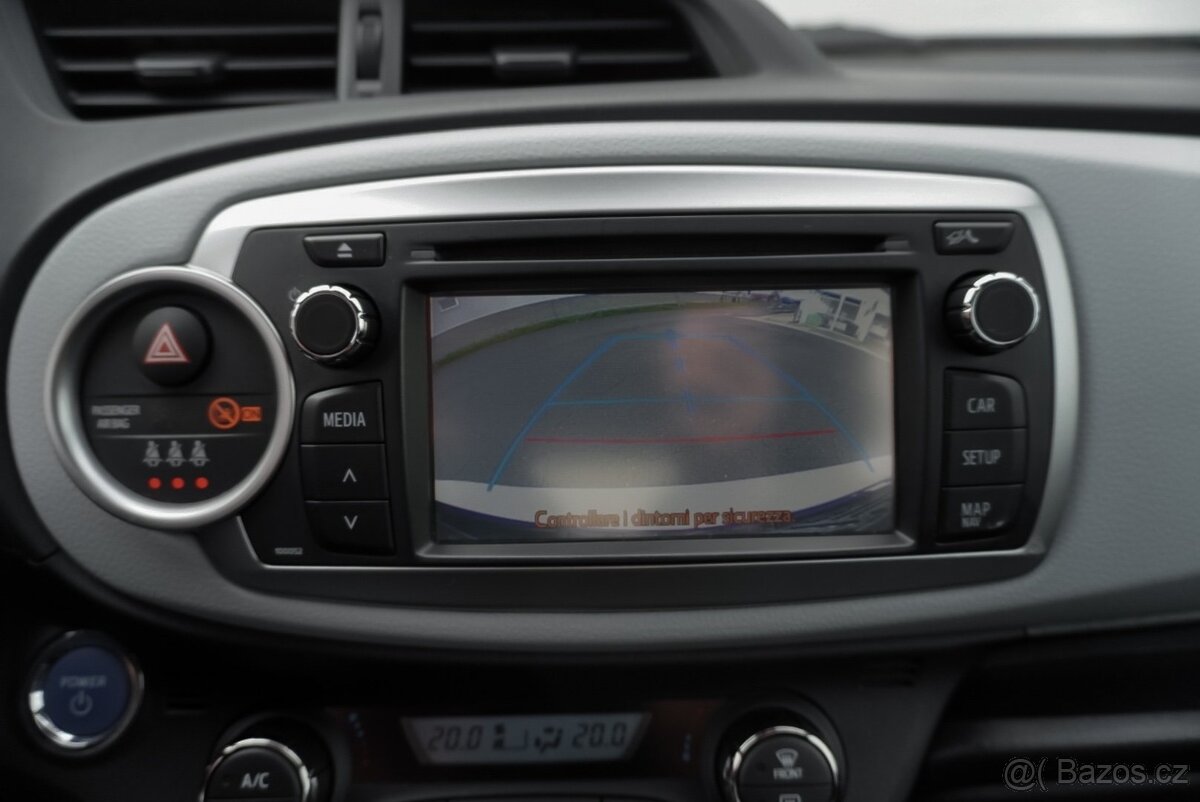 Toyota Yaris 1.5 Hybrid LOUNGE - 15