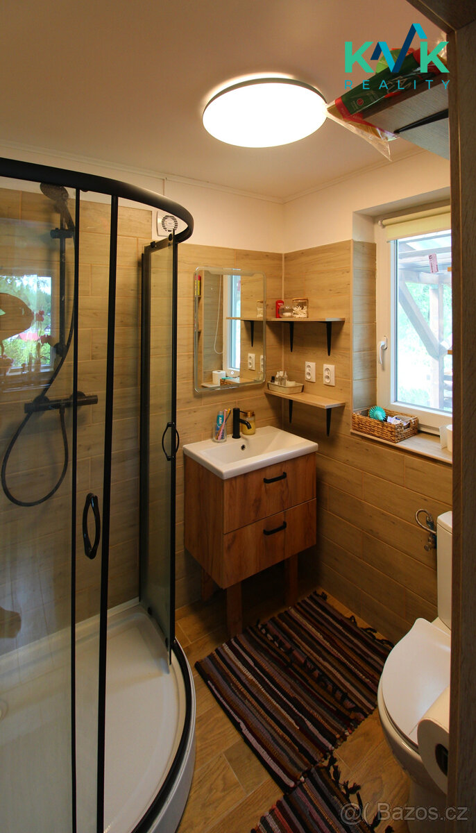 Prodej chaty s možností celoročního užívání, celková plocha - 15