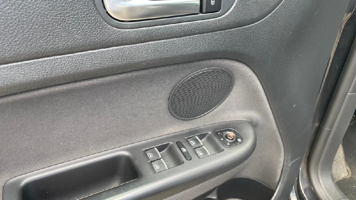 Volkswagen Golf Plus, 1.2 TSI 77KW //odp. DPH //RV 6/2012 - 15