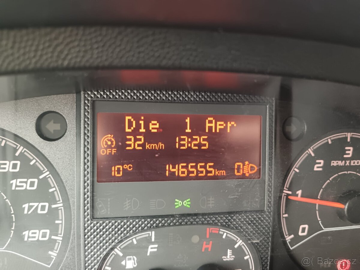 Obytná dodávka PEUGEOT BOXER - 15