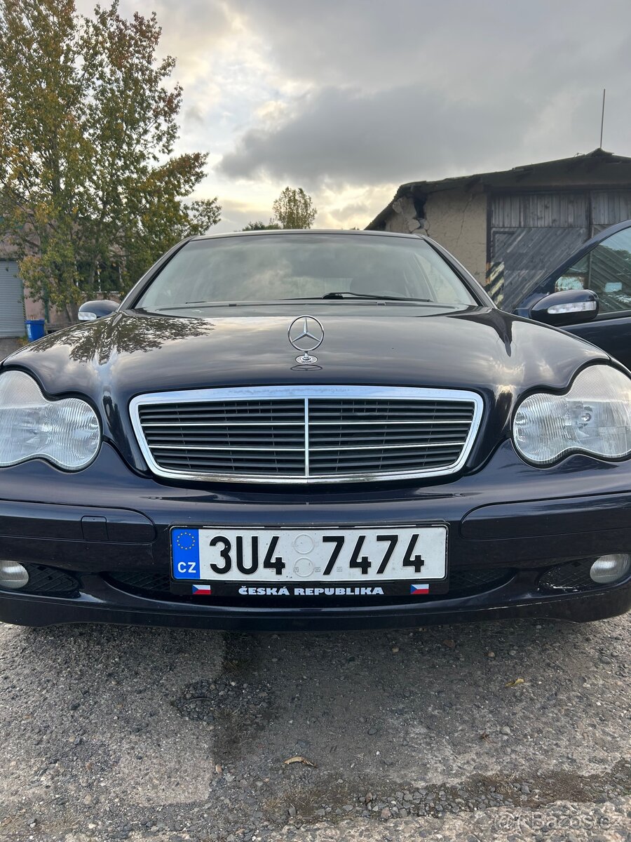 Mercedes-benz 203 c200 cdi - 15