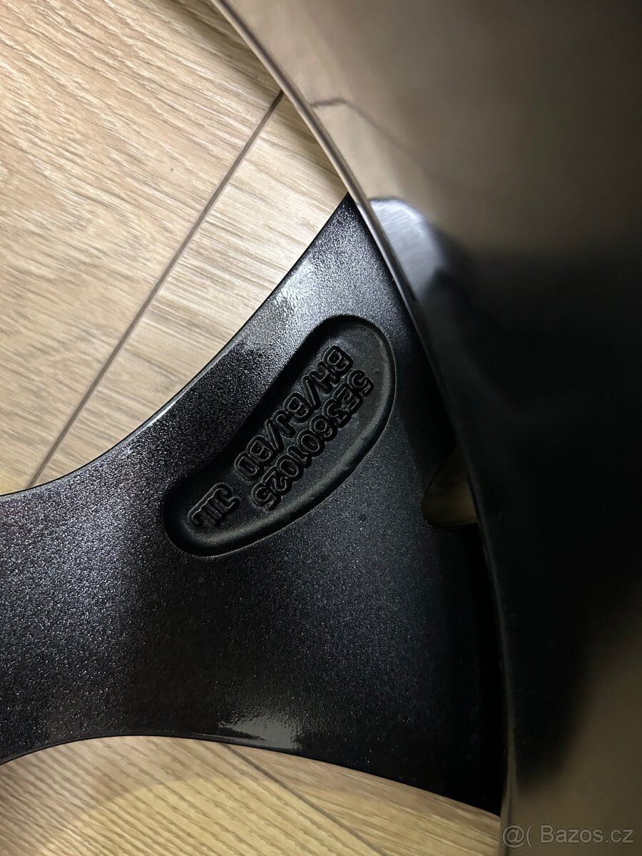 Originální alu kola R19 Škoda Octavia IV RS - 15