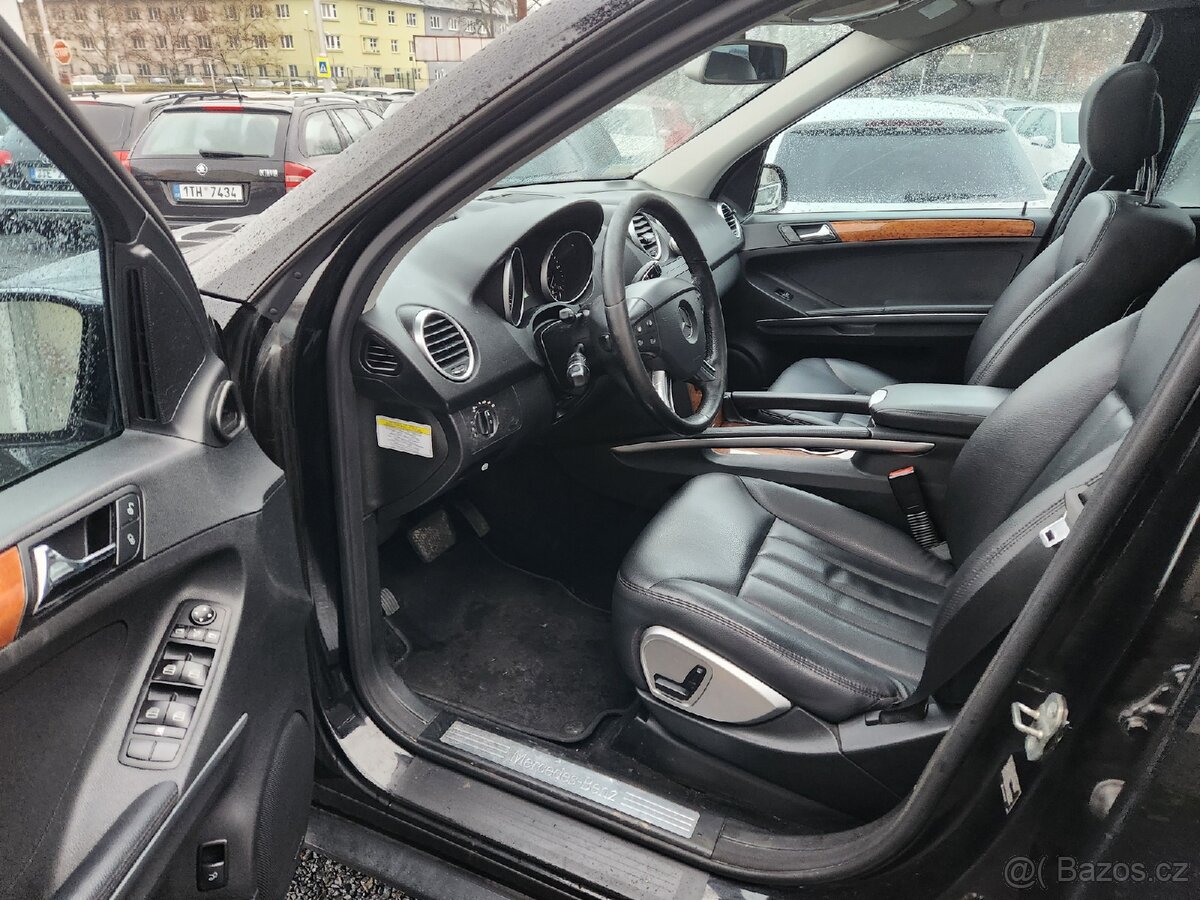 Mercedes-Benz Třídy M 320CDi 4-Matic Harman&Kardon - 15