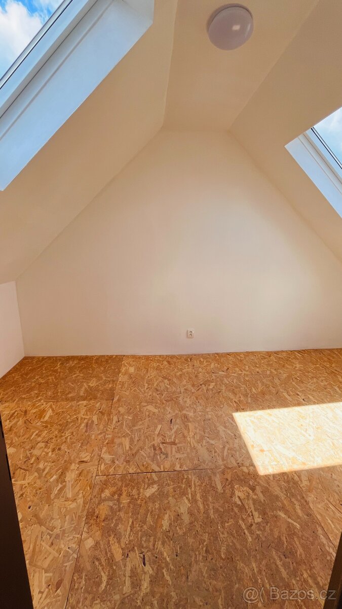 Pronájem mezonetu 4+kk - U zastávky, Jablonec nad Nisou - 15