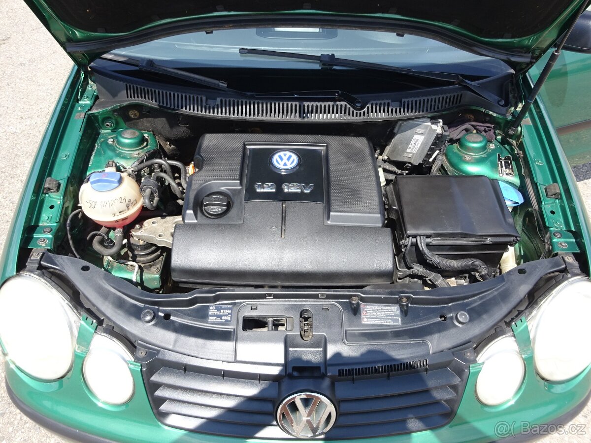 VW Polo 1.2i r.v.2002 (47 kw) STK:4/2027 - 15