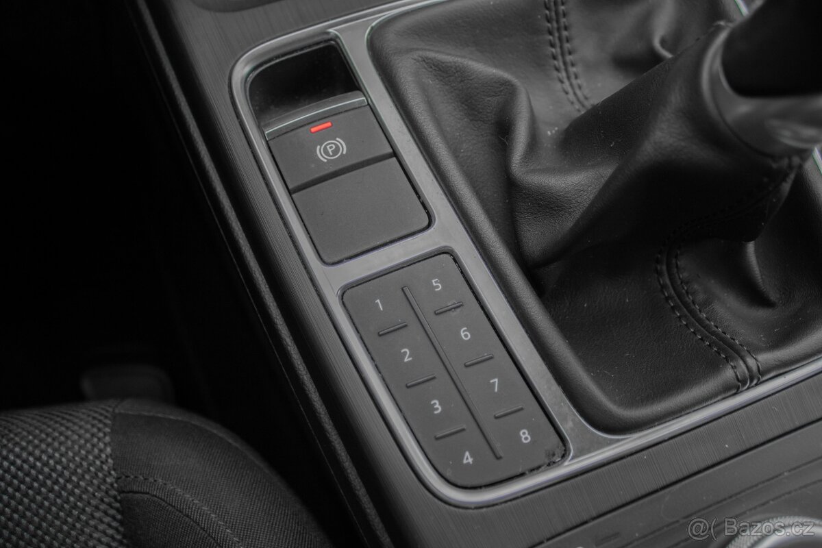 Audi A4 Avant B8 2.0 TDI S-Line - 15