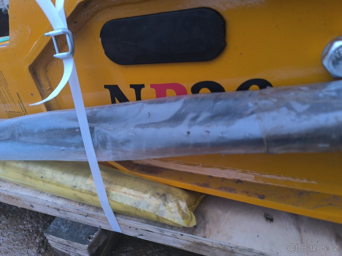 Hydraulické kladivo pro 1,5-2,5t - 15