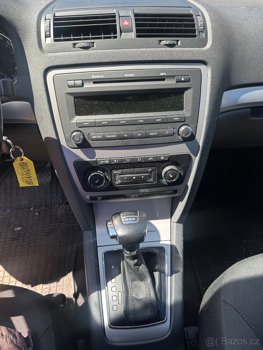 ŠKODA OCTAVIA COMBI 1.4TSI-AUTOMAT-CUKA - 15