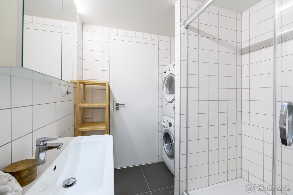 Pronájem bytu 2+kk 64 m², Plzeň - Severní Předměstí - 15