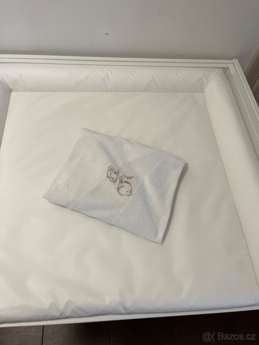 Přebalovací pult Ikea - 15