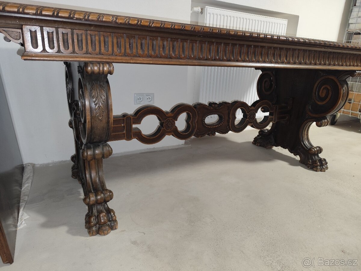 Jídelní stůl a židle - 15