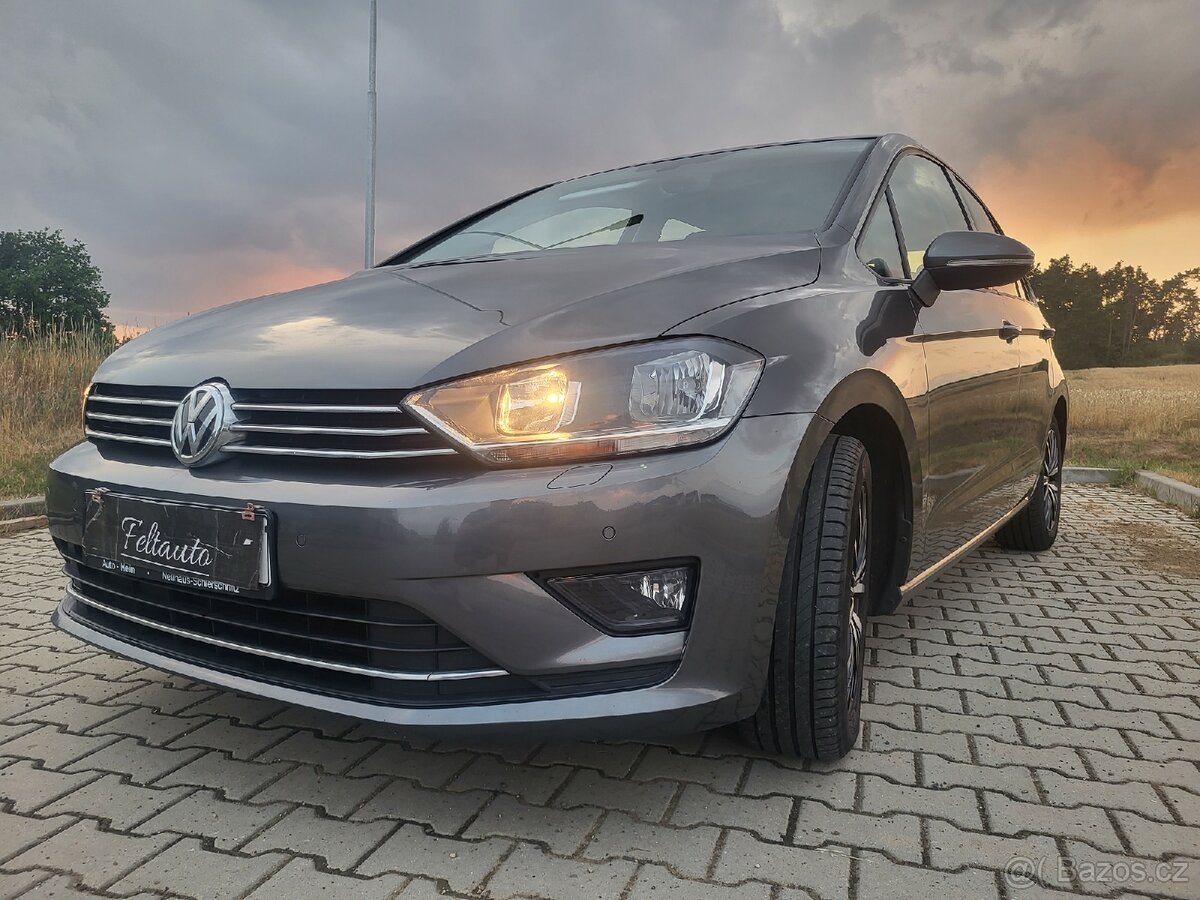 Volkswagen Golf Sportwan benzín - 15