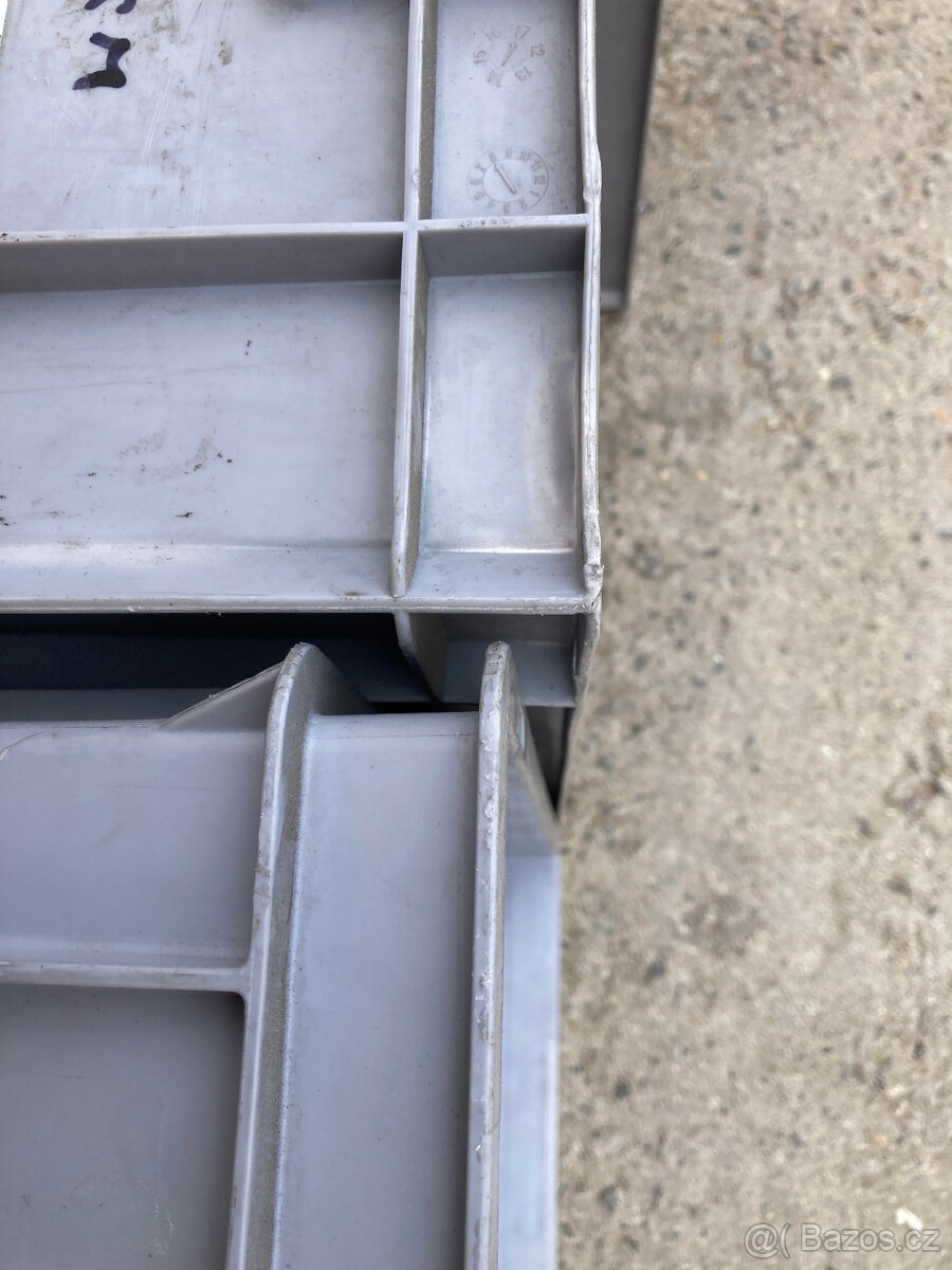 Přepravky plastové, boxy ukládací za 150 kč - 15