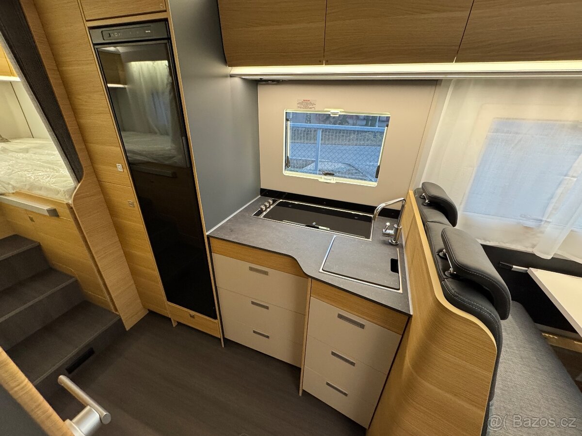 ADRIA CORAL XL 660 SL, 180 PS, AKČNÍ CENA, Alkovna - 15