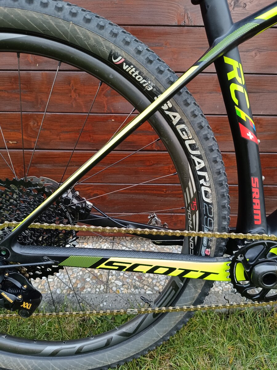 SCOTT SCALE 900 RC WORLD CUP - karbonová kola Roval Control - 15