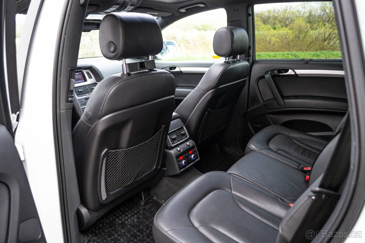 Audi Q7 3.0 Turbo Benzín Quattro 7Miest - 15