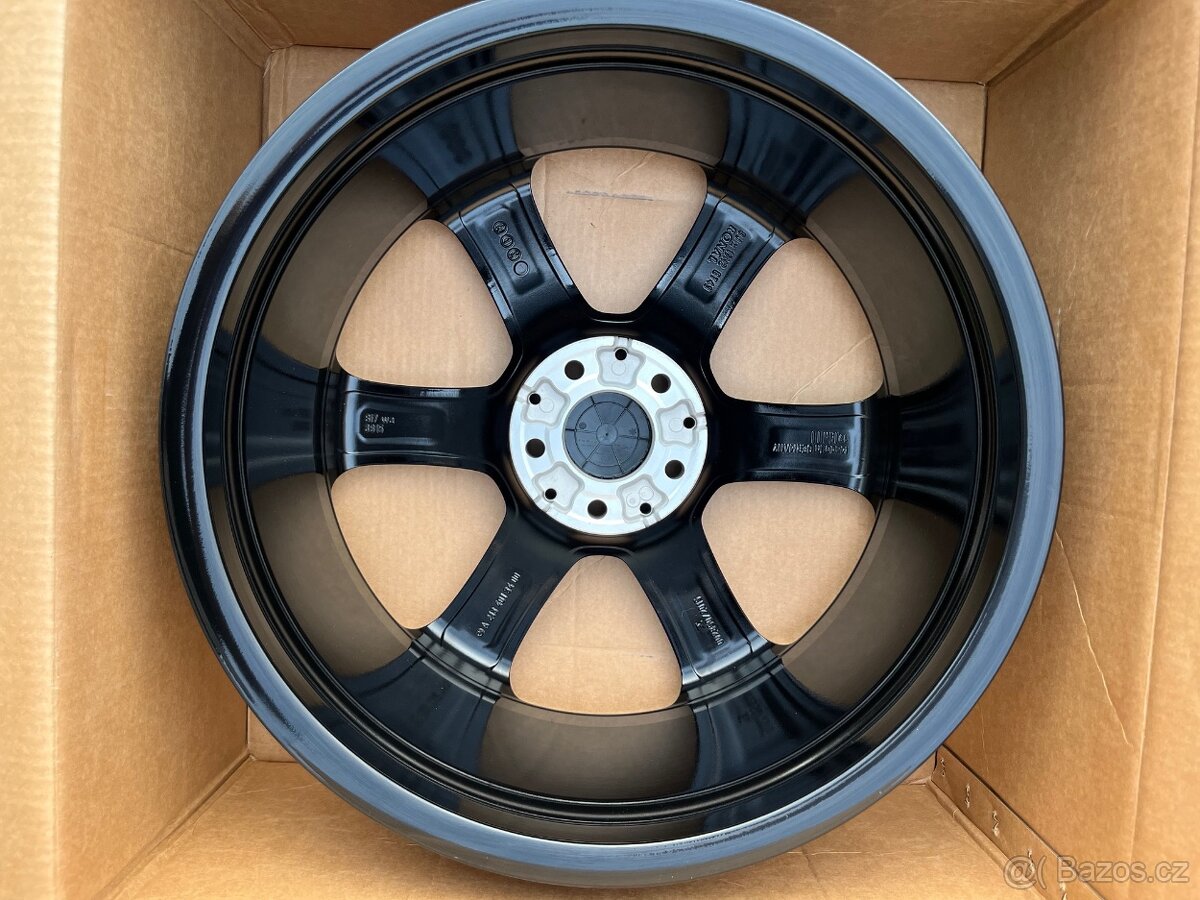 MERCEDES třídy E alu kola 17" zimní komplet, originál - 15