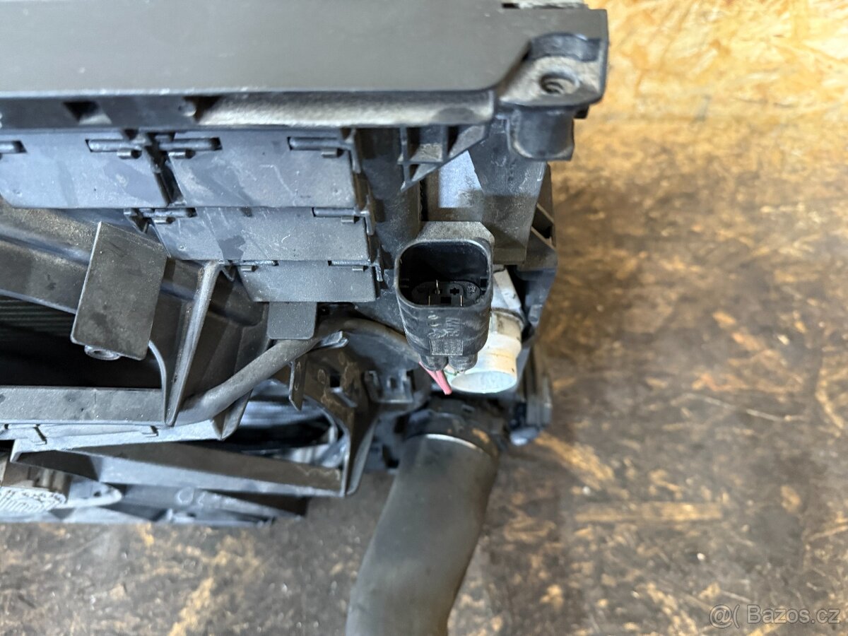 CHLADIČOVÁ STĚNA BMW F10/F11 2.0D 135KW 520D - 15