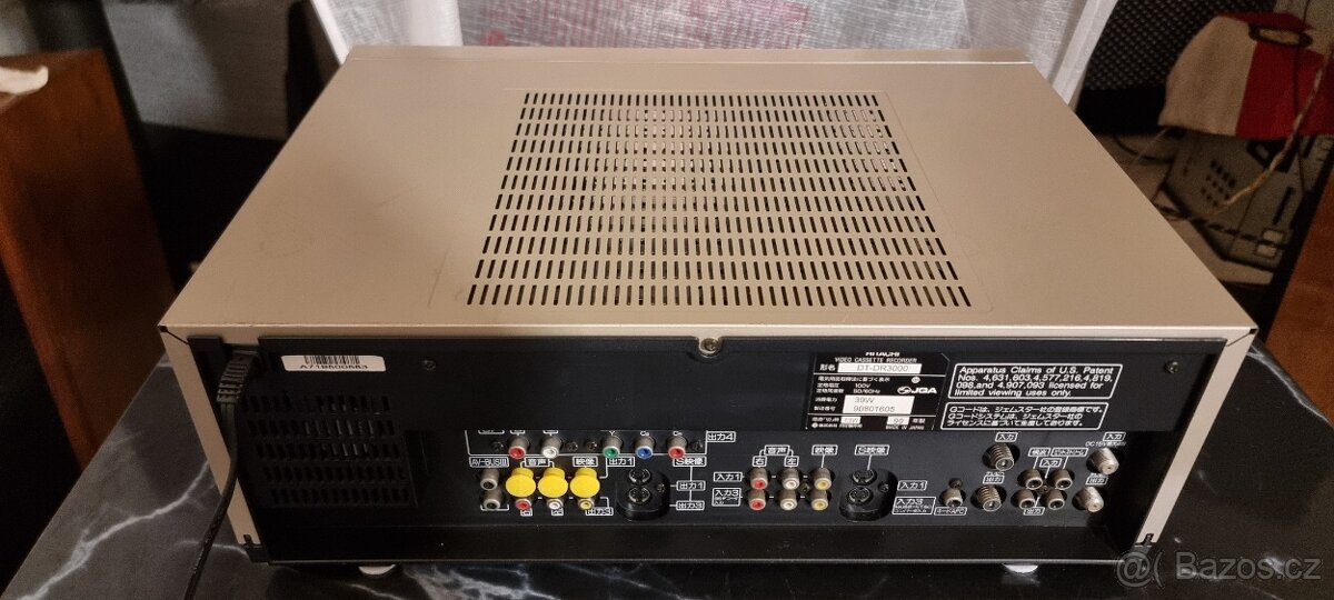 HITACHI DT-DR3000 D-VHS v MPEG2 - 15