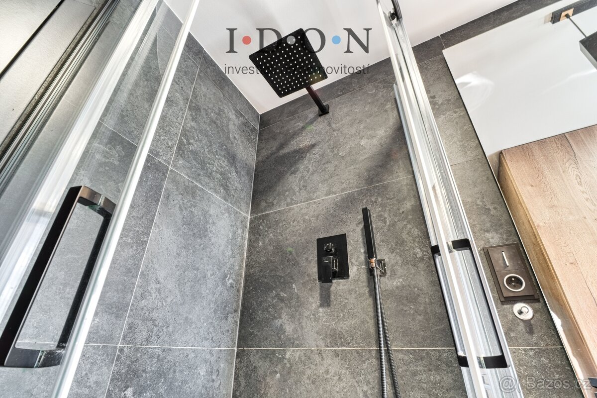 Luxusní byt 3+kk, celková plocha 75m2, osobní vlastnictví, t - 15