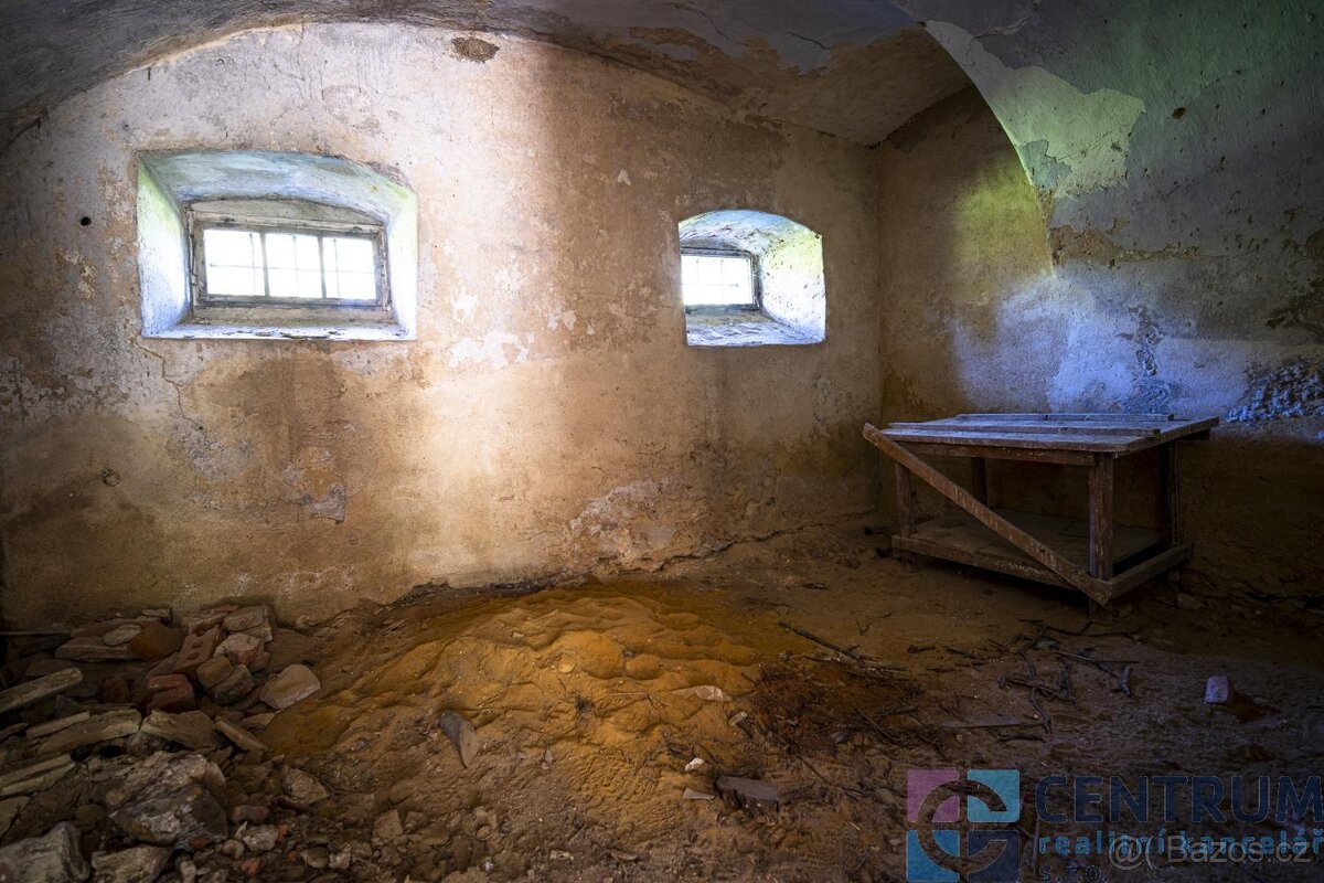 Prodej hospodářské usedlosti 450m2 - 15