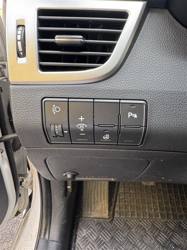 Hyundai i30 2013 - 15