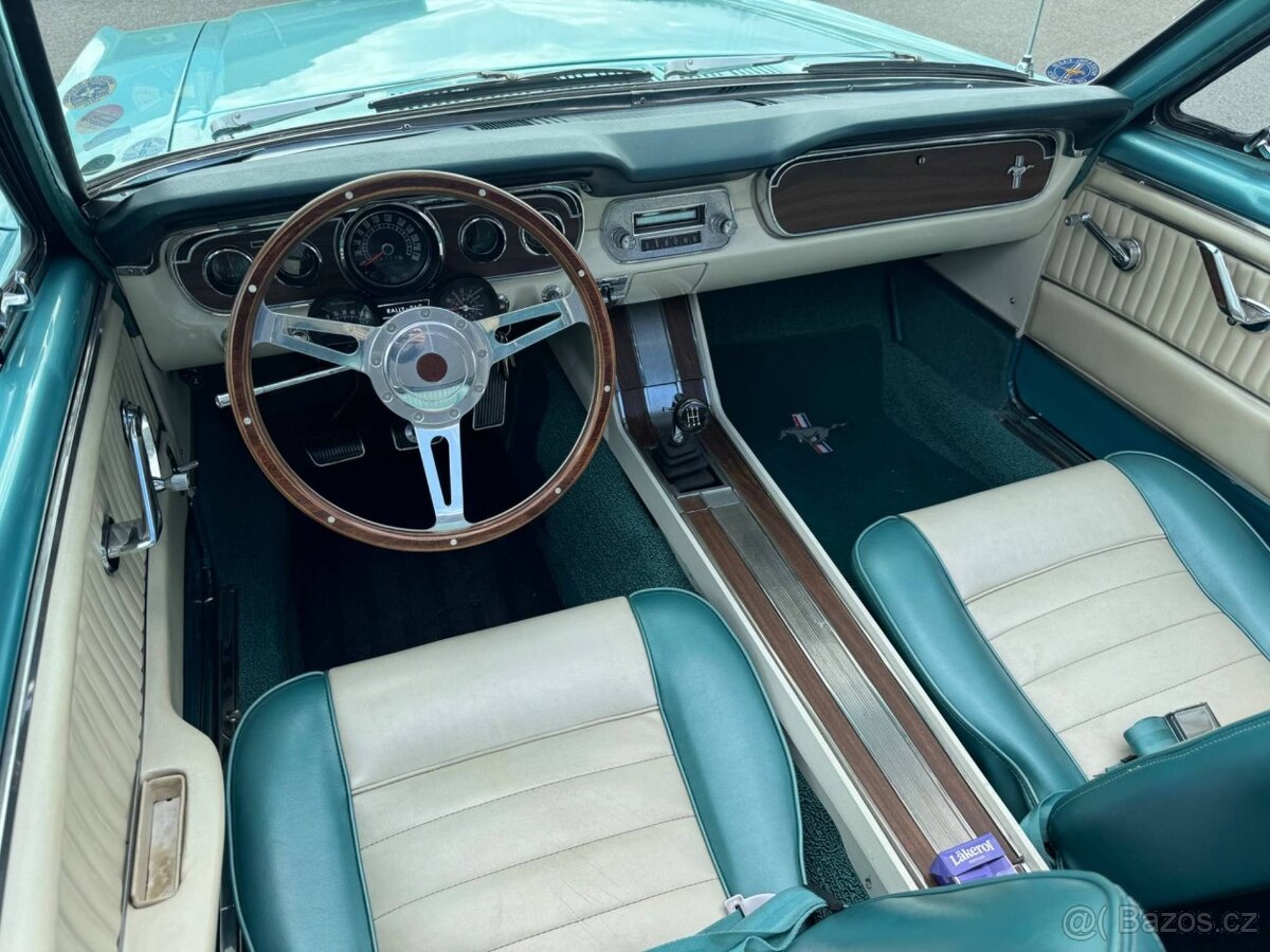 Ford Mustang GT Cabriolet 1965 - 15