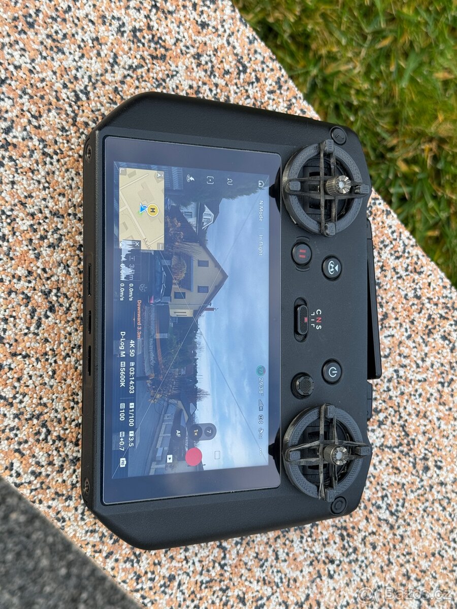 DJI Mavic 3 Cine Premium Combo - 15