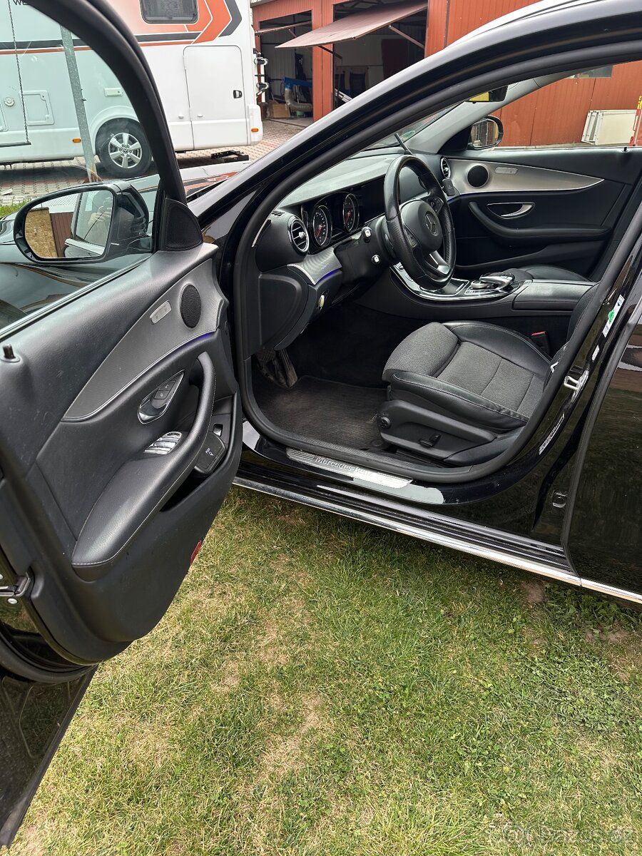 Mercedes-Benz E-class - 15