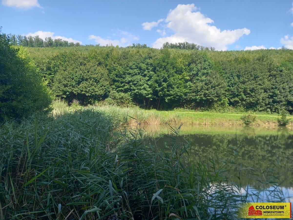 Lovčice, pozemek 1.232 m2, sítě – pozemek, ev.č. E370L016 - 15