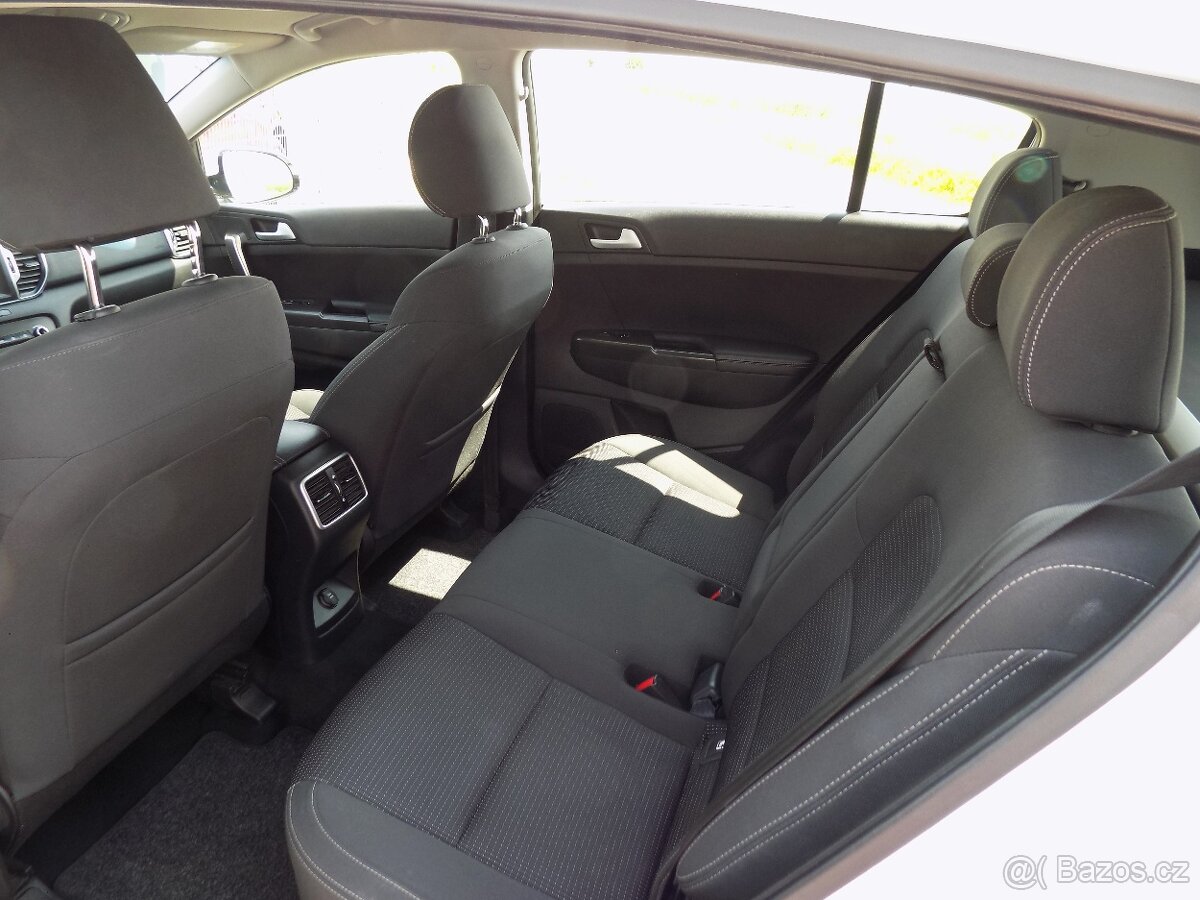 Kia Sportage 1.7 CRDi, NAVI, KAMERA, 1.majitel, serviska - 15