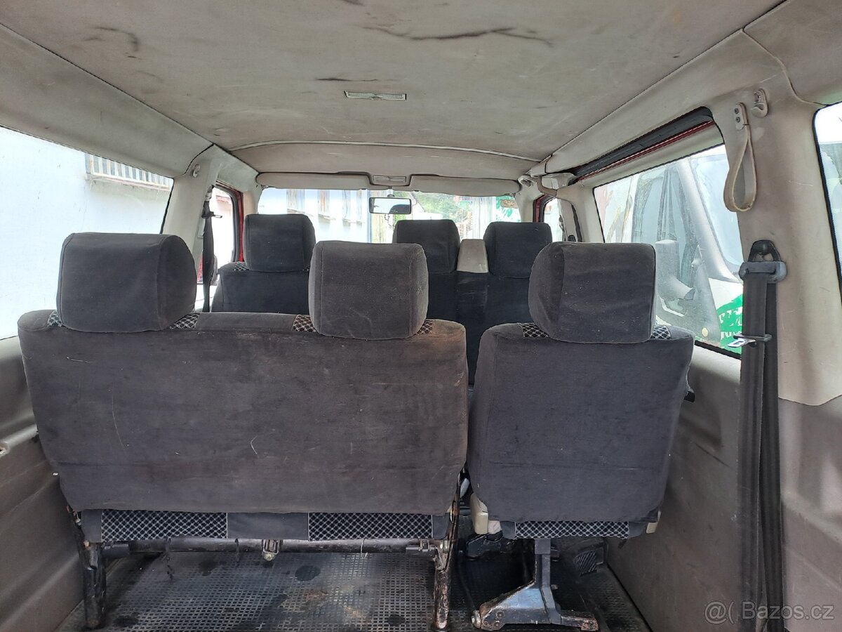 VwT4 2001Combi obytná vestavba 75Kw 9 míst - 15