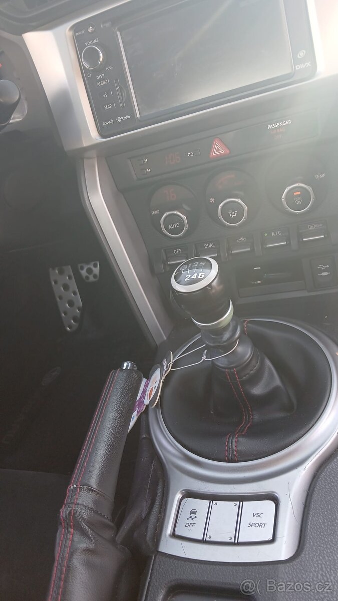 Subaru BRZ Sport Limited 2013, Torsen T2 LSD, nebourané - 15