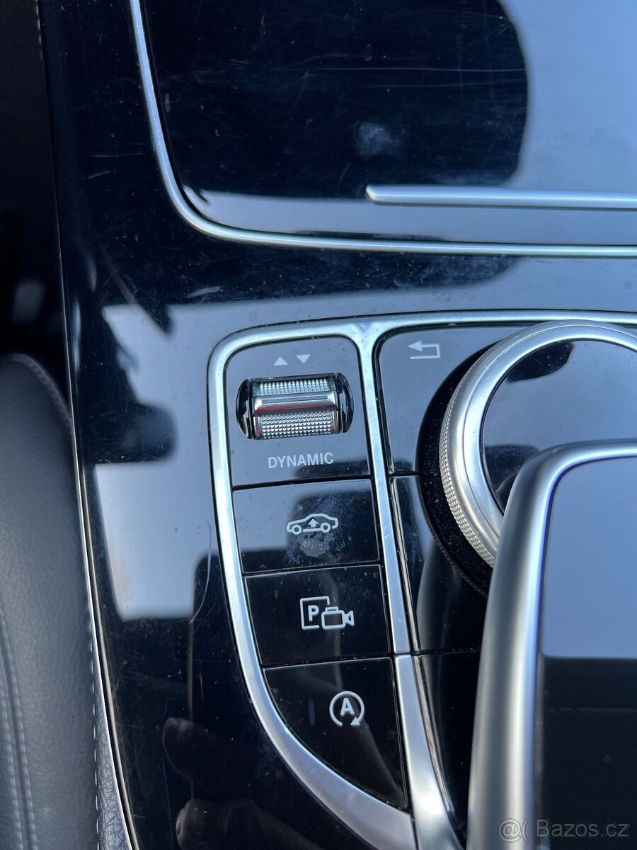 Mercedes-Benz E220d 4Matic / AMG Line /Dph - 15