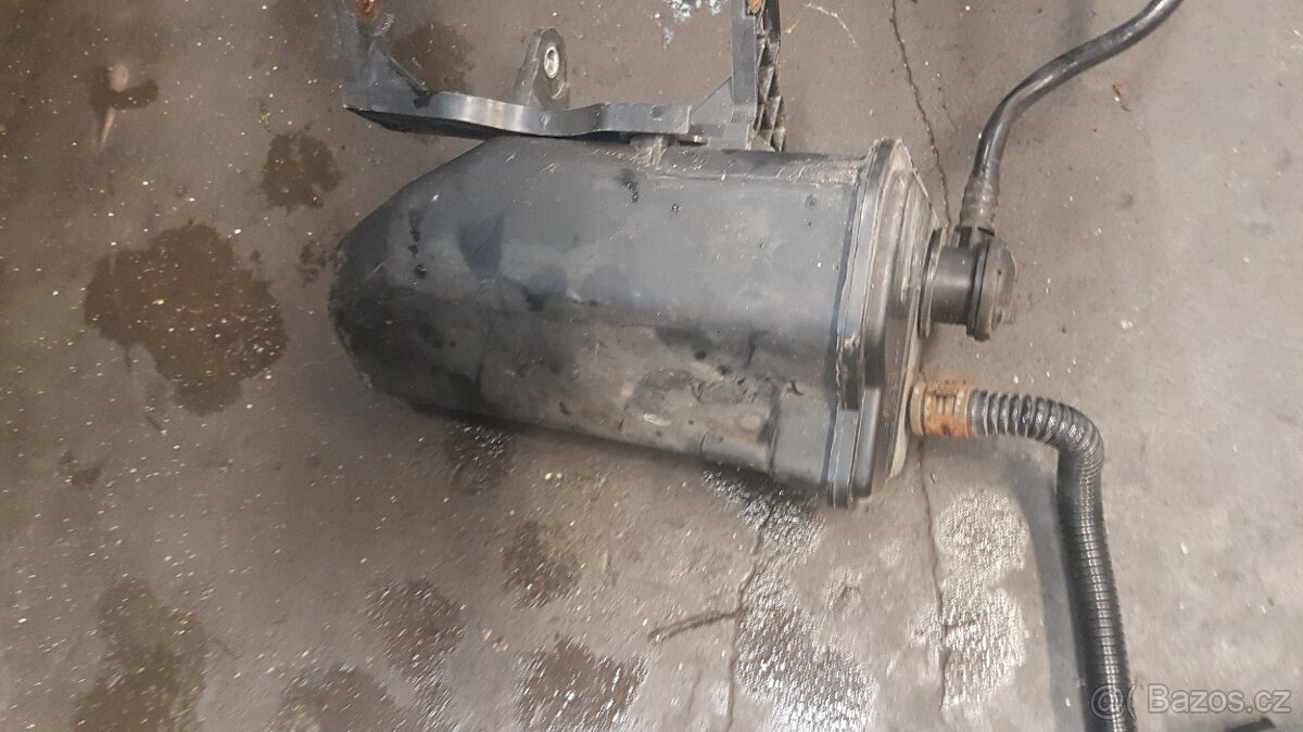 Octavia II 1.4 TSI 90kw díly motoru a spojka - 15