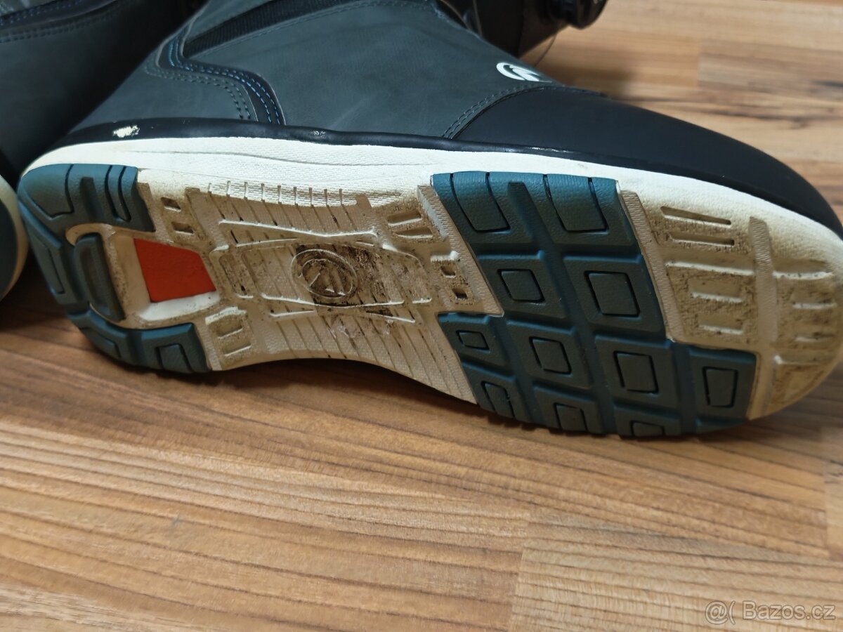 Prodám Snowboard NITRO SNBRD Prime - 15