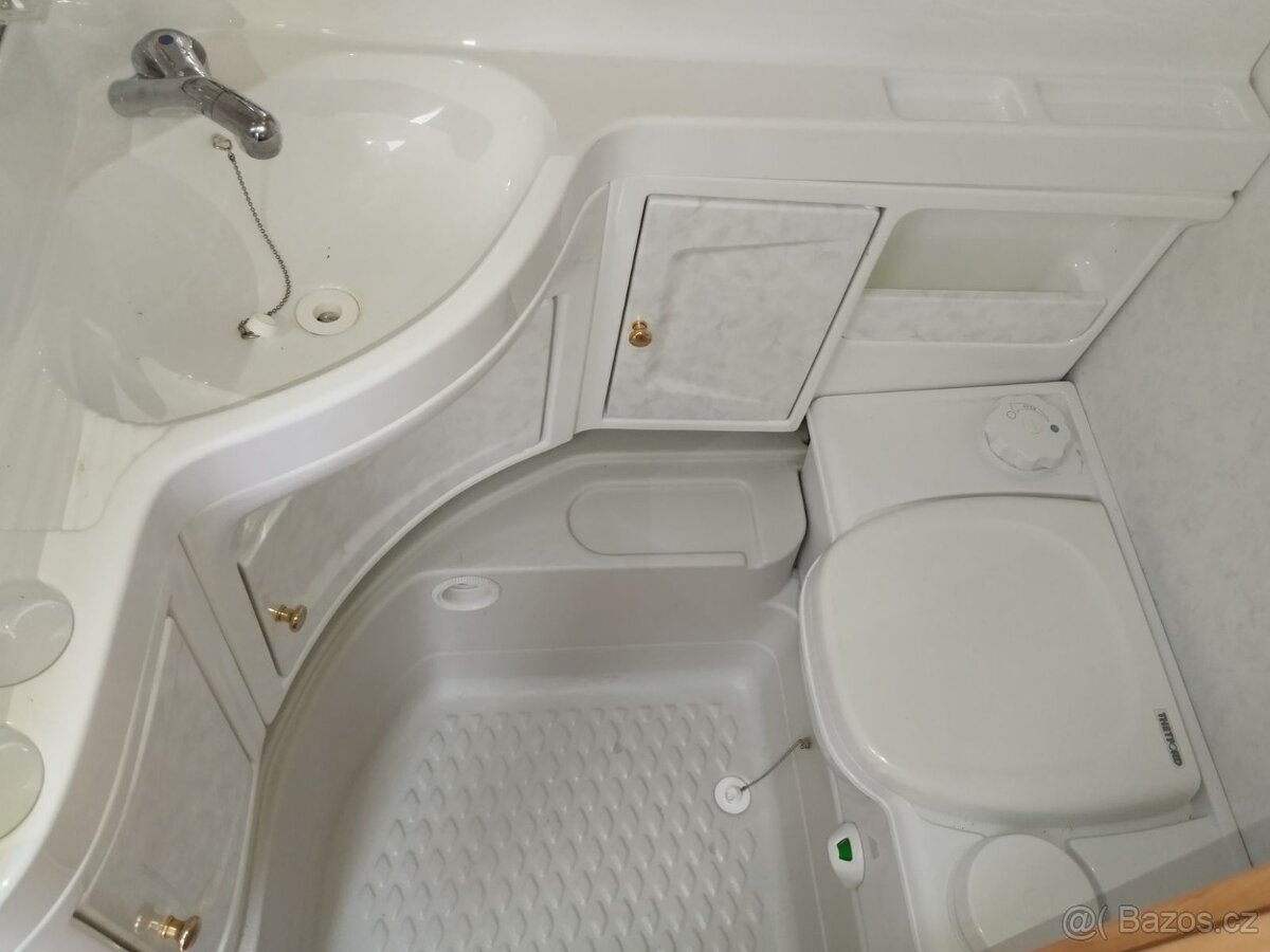 HOBBY 450 č.238. Bojler. Nový stan. 1250 kg. 100km/h - 15