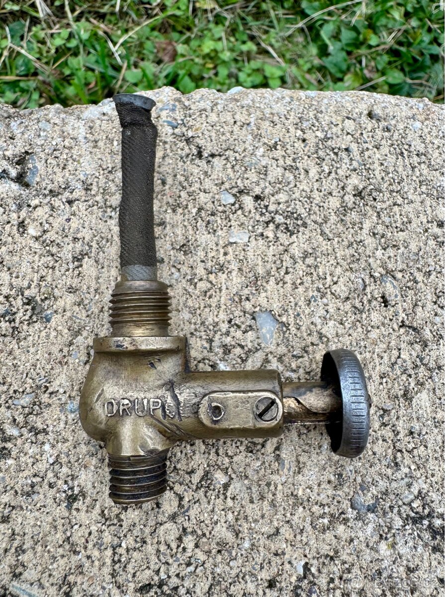 Jawa pérák, kyvacka, Ogar, CZ, Manet - paliváky - 15