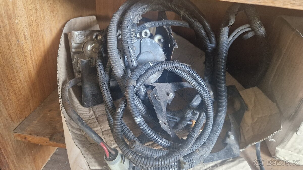 Prodám dílý na Land Rover Discovery - 15