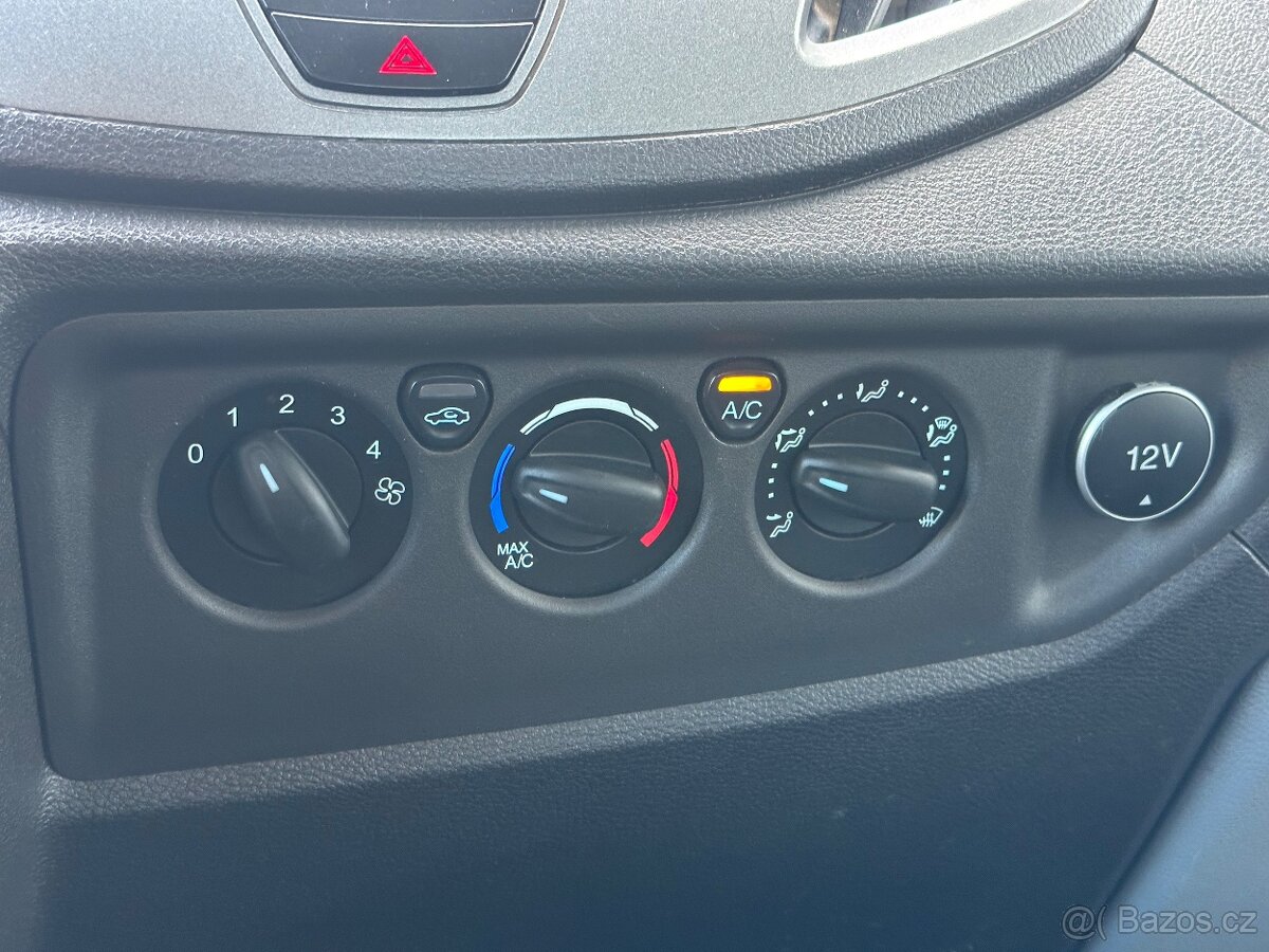 Ford Transit,96kw,6míst,1.maj.Čr,odpočet dph,tažné - 15