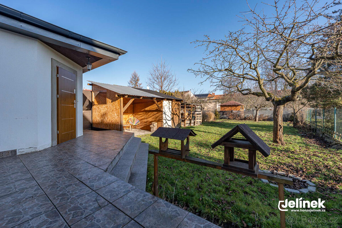 Pronájem prostorného bytu 5+kk po kompletní rekonstrukci se - 15